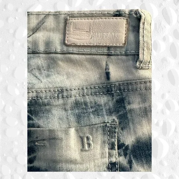 BUFFALO David Bitton Gibson Cropped Mid Rise 31" NWOT - Picture 4 of 9